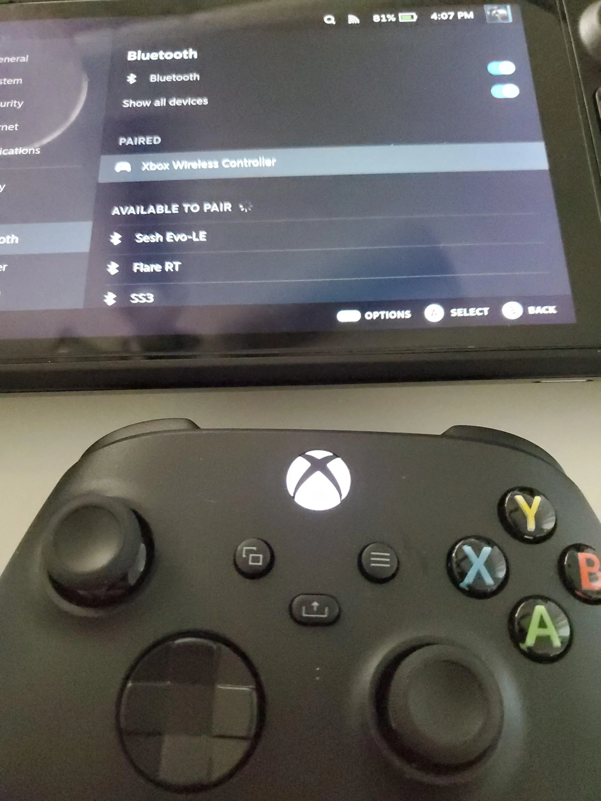 Manette Xbox One clignote mais ne se connecte pas : causes et solutions